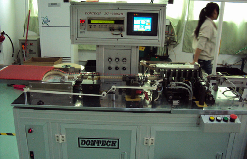 SHENZHEN YUCHIP LIGHTING CO., LTD linea di produzione del produttore