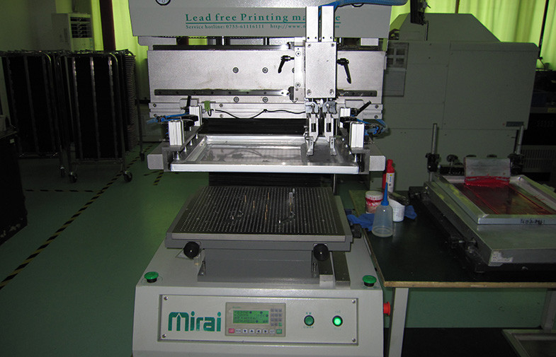 SHENZHEN YUCHIP LIGHTING CO., LTD linea di produzione del produttore