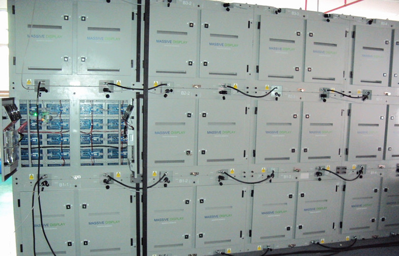 SHENZHEN YUCHIP LIGHTING CO., LTD linea di produzione del produttore