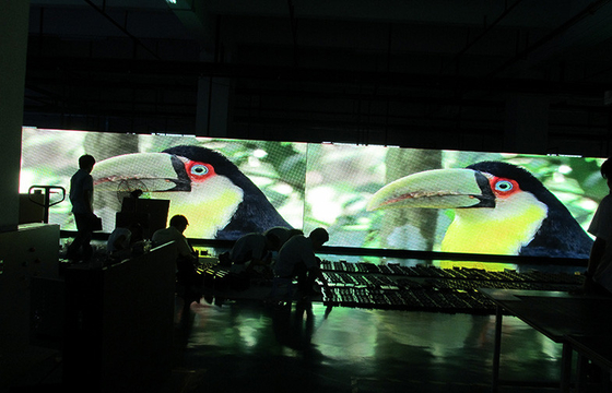 P6 Video Walls Full Color Led Display SMD3535 7500cd / sqm / stadium led screen