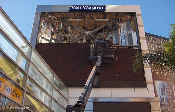 Electronic LED Full Color Led Display Sign , LED Digital Billboards P20 Advertising