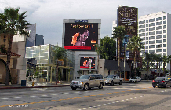 Electronic LED Full Color Led Display Sign , LED Digital Billboards P20 Advertising